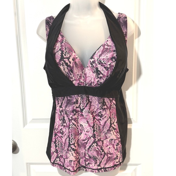 Livi Active Other - Livi Active Purple Snakeskin Underwire Tankini Top 38DDD Black Halter Swim Vacay